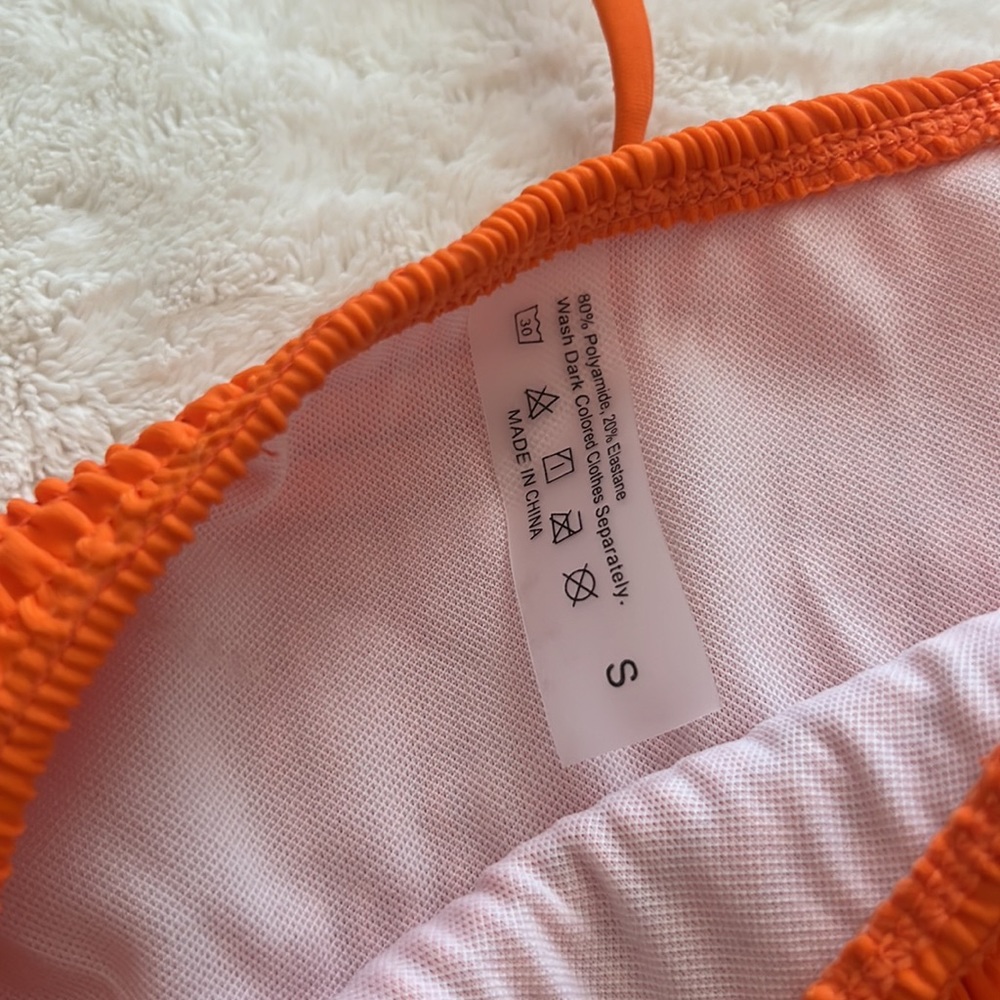 orange bikini - Picture 2 of 2